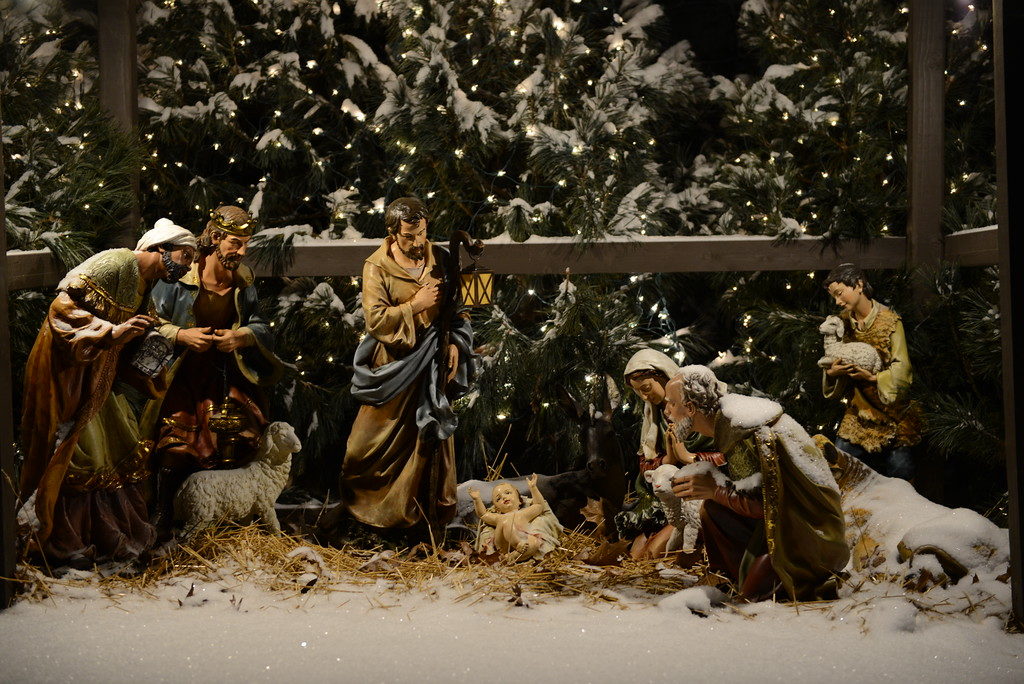 The Story of the Christmas Tree- symbol of Christianity, the 'Tree of ...